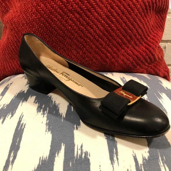 Shoes - Picture 3 of 6